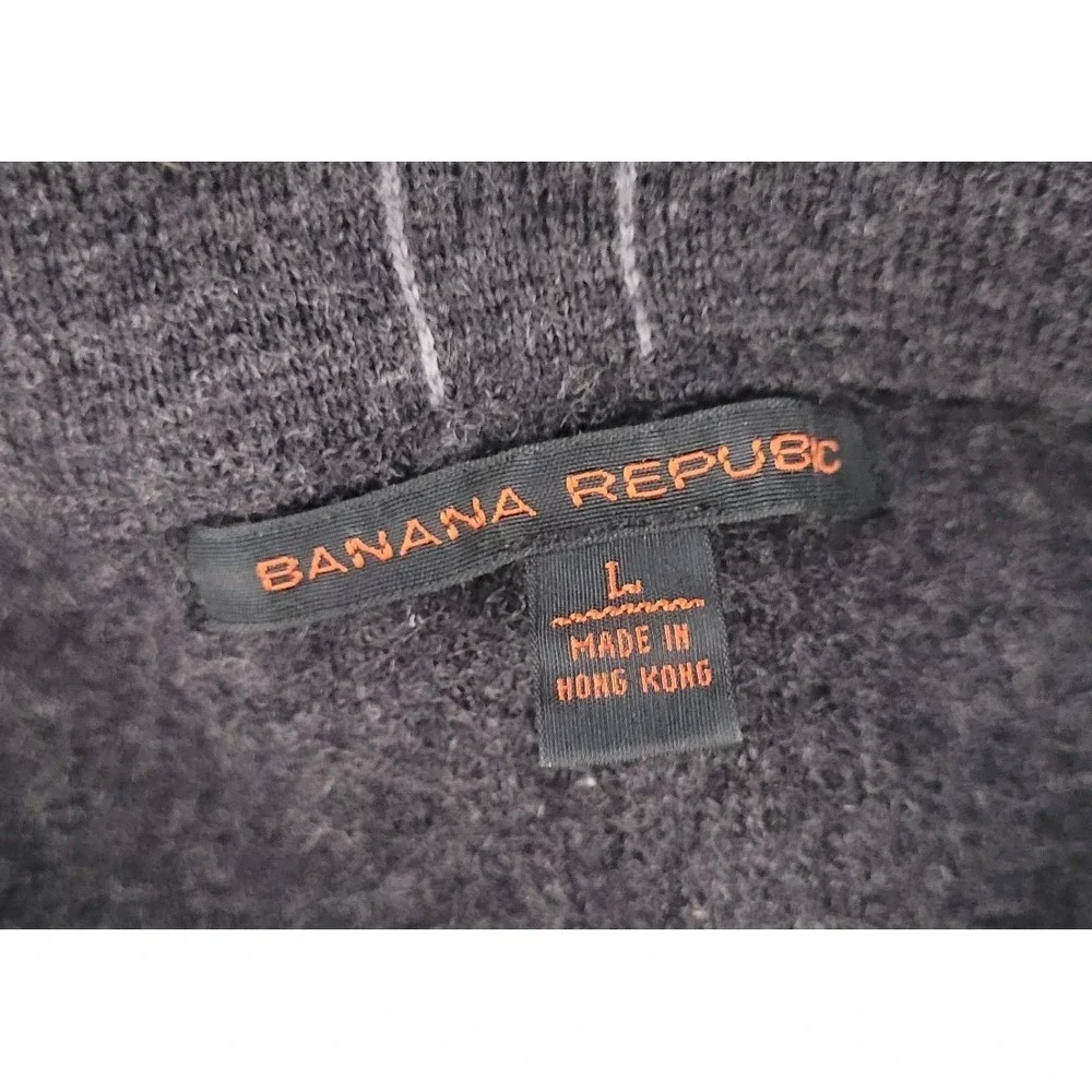 Banana Republic this banana